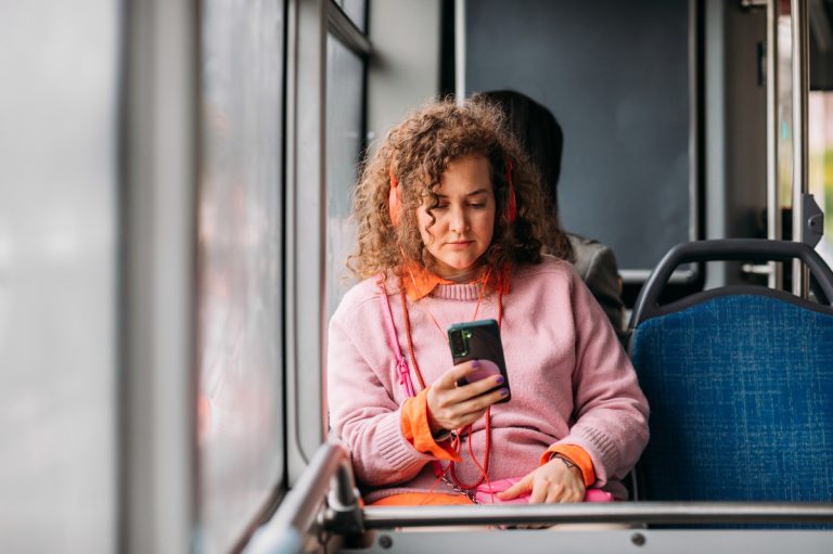 Comparing Every Phone Plan Option Available To Students